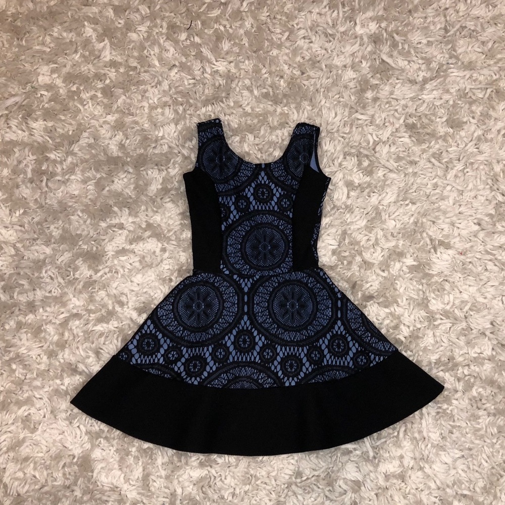 ✨Cheryl Kids Detailed Dress Child size M